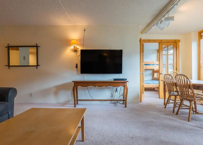 Sh301 Summit House