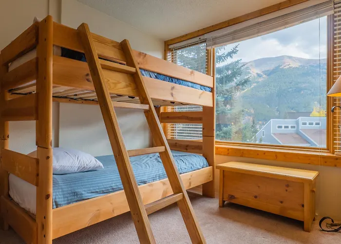Apartment Sh301 Summit House