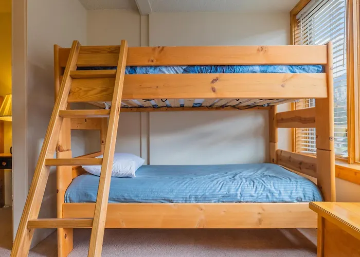 Apartment Sh301 Summit House *