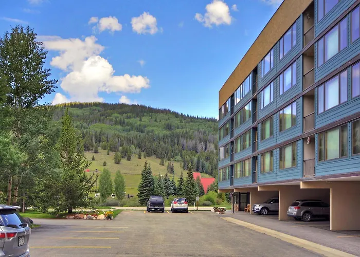 Sh301 Summit House